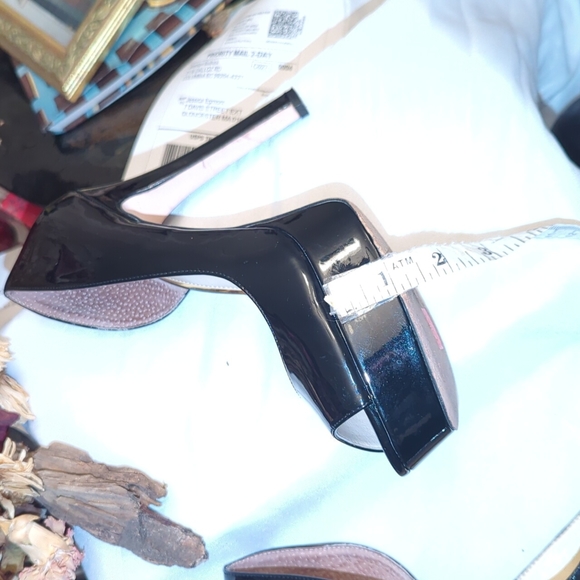 Jessica Simpson Sexy black patent leather heels - Picture 6 of 9